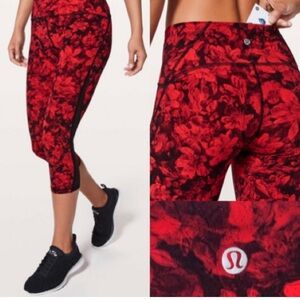Lululemon Train Times Crop 21"
CarmineTrue Red 4 Activewear (J)